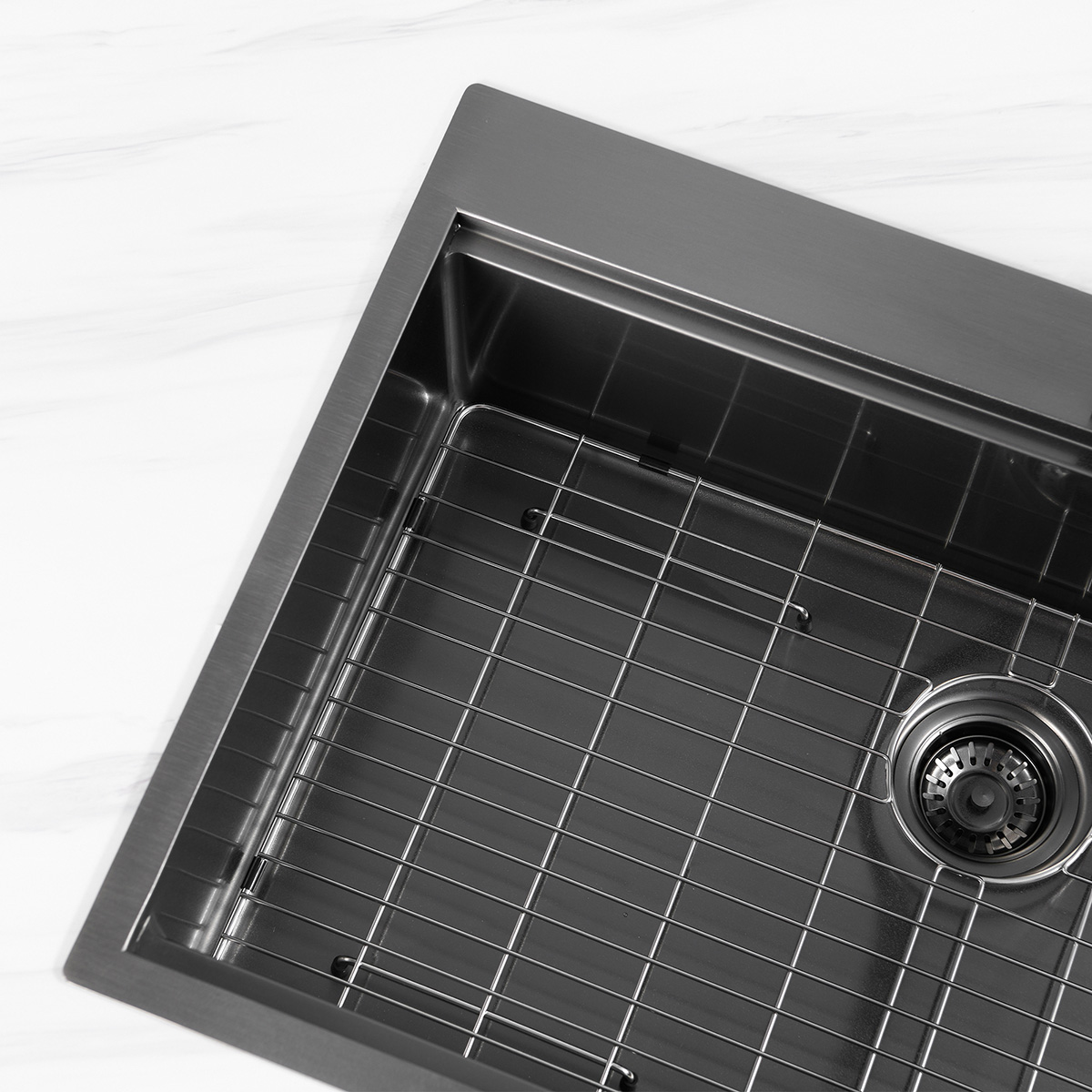مصنوع يدويًا من الفولاذ المقاوم للصدأ Topmount Drop في UPC Gunmetal Black Nano Kitchen Sink مع الحافة
